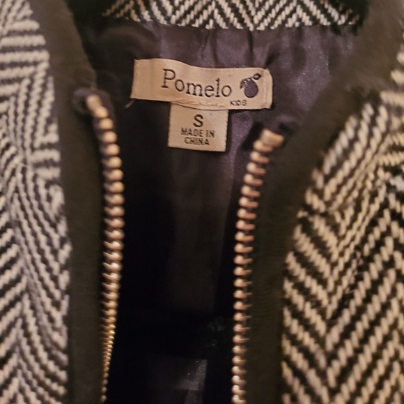 Pomelo Herringbone Chevron Quilted Winter Vest - Picture 4 of 6